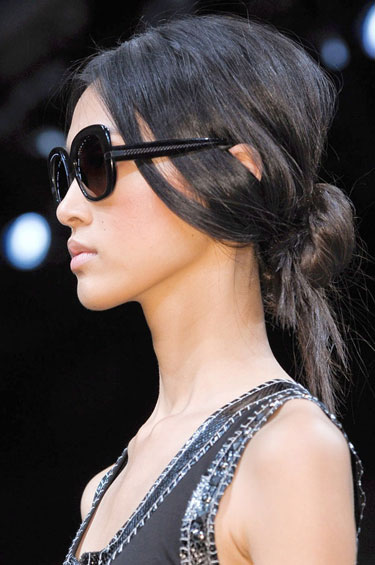 hbz-hair-trend-ss13-updos-Bottega-Veneta-lgn undone updos