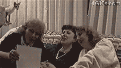 Possessed-cat-attacks-hair