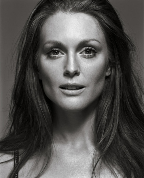 Juliane Moore