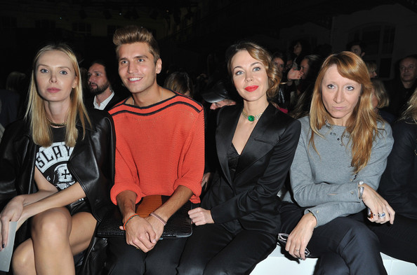 Ulyana+Sergeenko+Givenchy+Front+Row+Paris+m7Qyi259UeDl