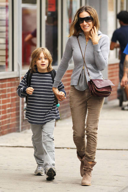 elle-01-cross-body-bags-sarah-jessica-parker-xln-xln-lgn