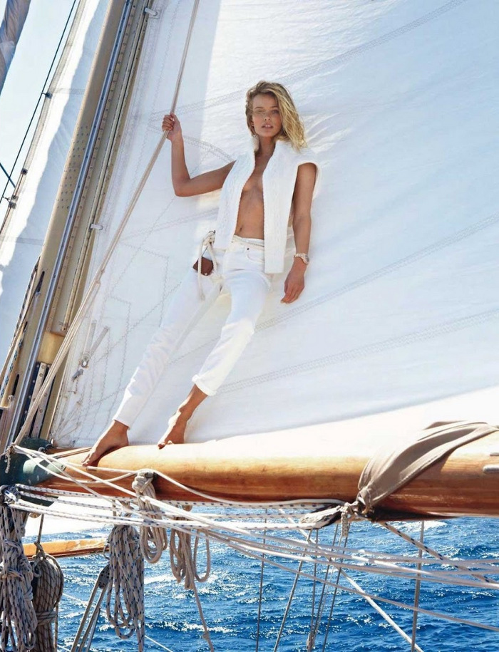 Vogue-Paris-May-2013-Edita-Vilkeviciute-by-Gilles-Bensimon-1