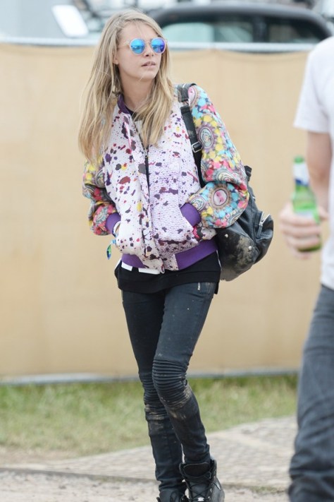 Cara-Delevingne-Vogue-1Jul13-Wenn_b_592x888