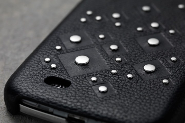 Kate-Moss-Carphone-warehouse-9-Vogue-19Jul13_b_1080x720