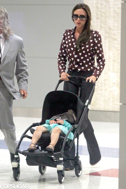 victoria-beckham-jfk-airport-burberry-heart-print-shirt