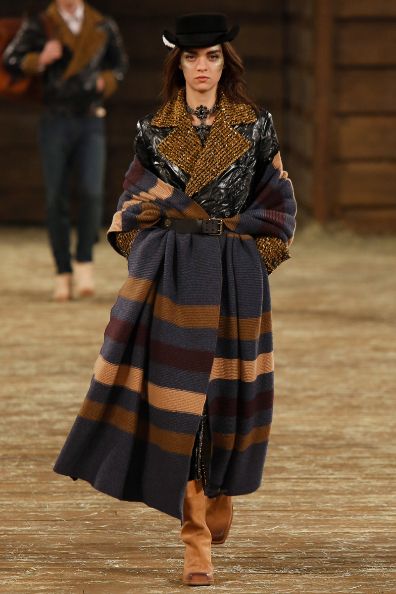 chanel-pre-fall-2014-07_11262945146