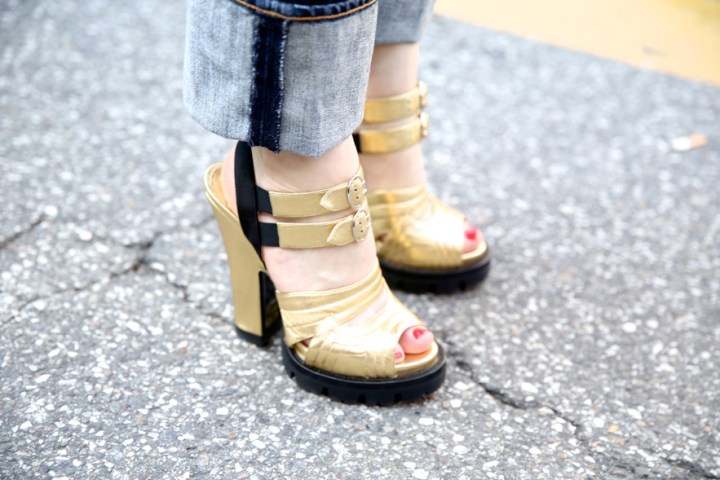 279_155246764_north_883x