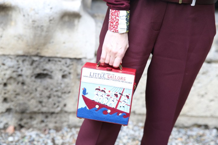 601_739758629_north_883x